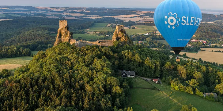 1 nebo 2 hodiny v oblacích: let horkovzdušným balónem v páru či skupince