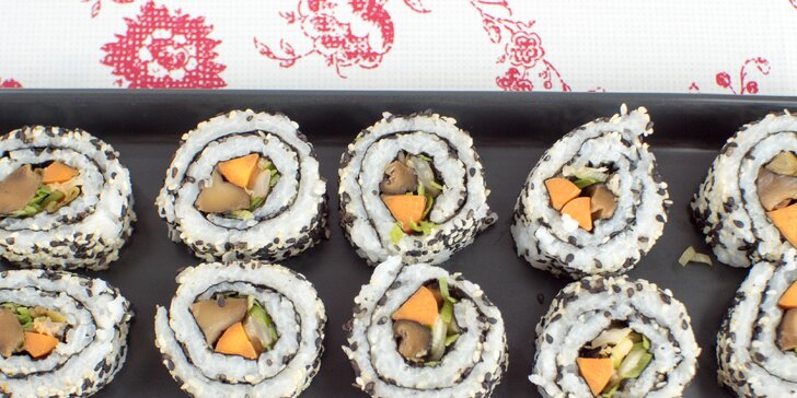 Naučte se sushi z pohodlí domova: 2,5 hod. videolekcí v online kurzu