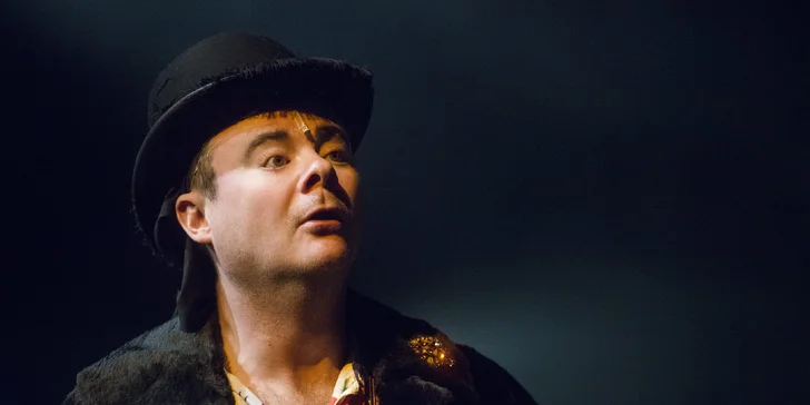 Vstupenka na vybraný muzikál a činohru do Divadla Bez zábradlí