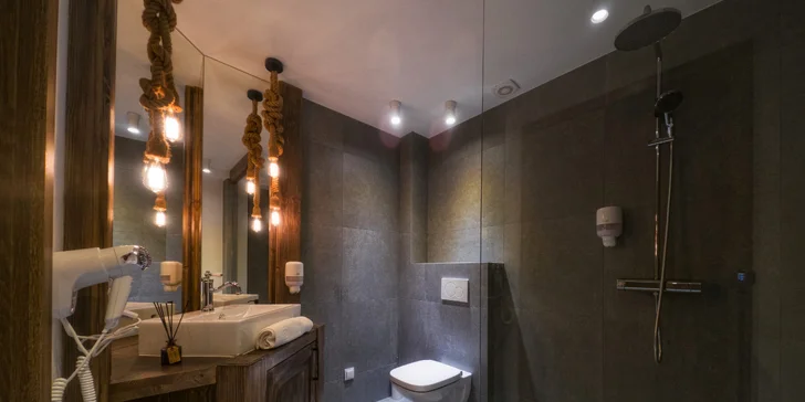 Luxusní pobyt v centru Zakopaného: moderní apartmány až pro 6 osob i neomezený wellness