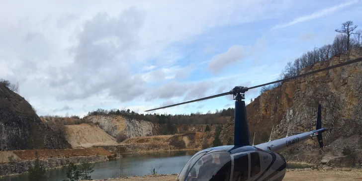 Vzrušující let vrtulníkem nad Kutnohorskem a Kolínskem pro 1 nebo 3 osoby