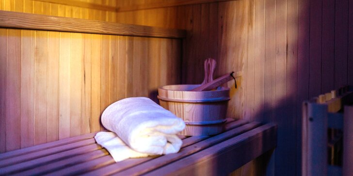 Užijte si celou noc v privátním wellness s vířivkou a saunou