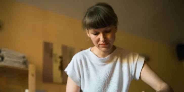 Úleva od bolesti zad: 30–60 minut baňkování i reflexní masáž chodidel