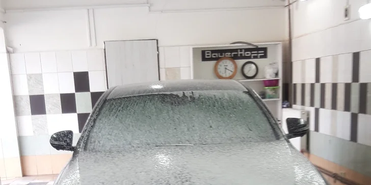 Perfektní péče o o vaše auto: ruční mytí interiéru i exteriéru