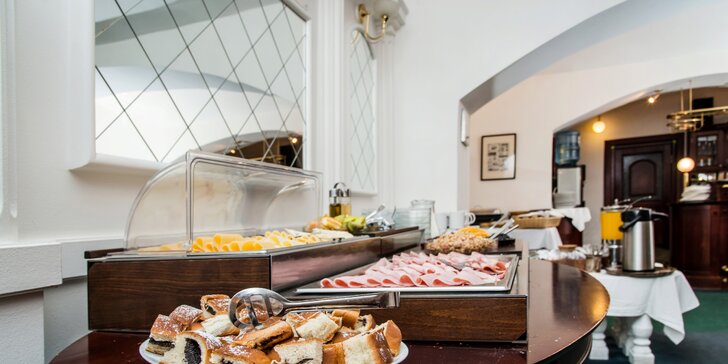 Královské Vinohrady až pro 6 osob: moderní apartmán s kuchyňkou a snídaně