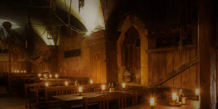 Hodujte jako ve středověku: historická show, 5chodové menu a neomezené nápoje