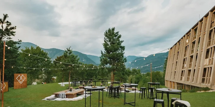 Dovolená ve Slovinsku u jezera Bohinj: 4* hotel se snídaní, zahrada a za příplatek wellness