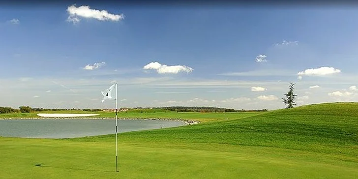 199 Kč za golfový kurz pro začátečníky v hodnotě 1200 Kč. Dvouhodinový program s profesionálním trenérem včetně zapůjčení vybavení!