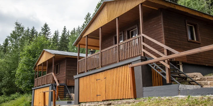 Pro výletníky a otužilce: bungalov či apartmán u lesní plovárny v KRNAPu