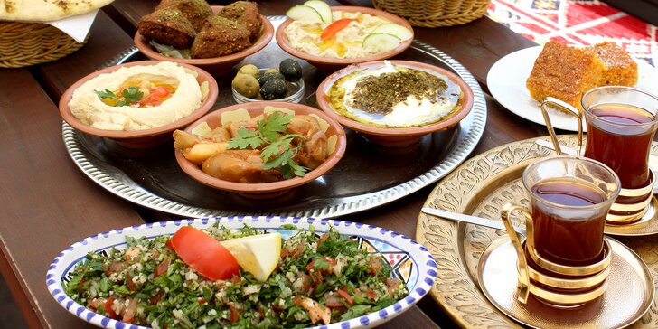 Tradiční gril a neopakovatelná chuť orientu: libanonské vegetariánské menu pro dva