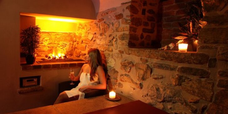 90 min. privátního wellness pro 2: romantika i relax ve vířivce či sauně