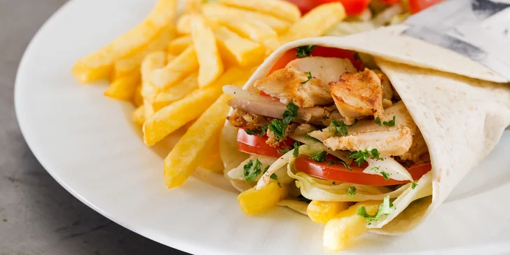 Twister, falafel nebo pita menu třeba i s nápojem pro jednoho