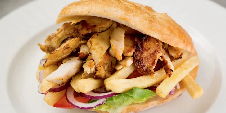 Twister, falafel nebo pita menu třeba i s nápojem pro jednoho