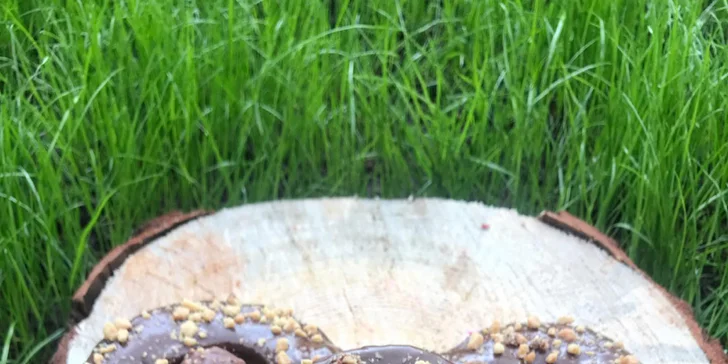 Donut a káva v pardubickém OC Atrium: espresso či americano, plněné a neplněné dezerty