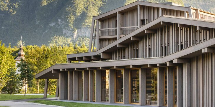 Dovolená ve Slovinsku u jezera Bohinj: 4* hotel se snídaní, zahrada a za příplatek wellness