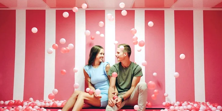 Pořiďte si dokonalé fotky na interaktivní výstavě Selfie House: přes 20 scenérií