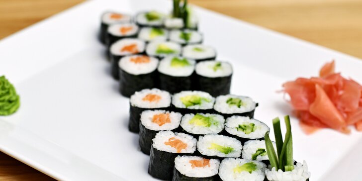 Japonsko v srdci Karlína: 24–74 kousků sushi i se závitky či salátem wakame