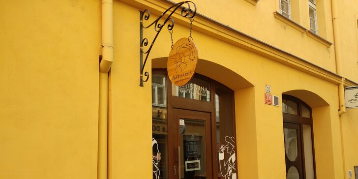 Jeden či dva chleby s delikátní paštikou dle výběru z denní nabídky v centru Olomouce