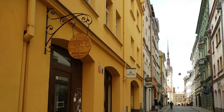 Jeden či dva chleby s delikátní paštikou dle výběru z denní nabídky v centru Olomouce