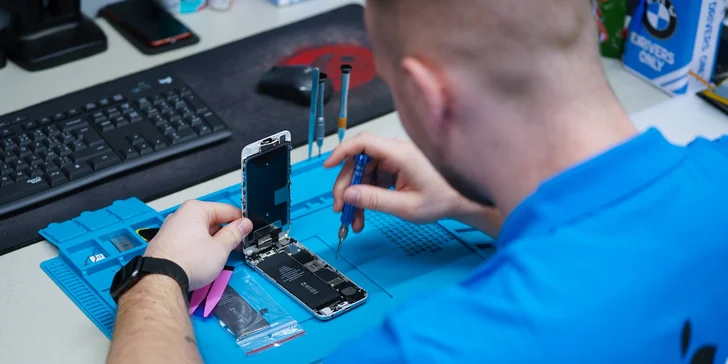 Péče z iLoveServis o mobil nebo tablet: čištění, voděodolnost nebo nová baterie
