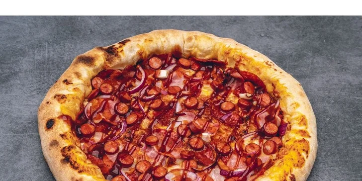 Jedna nebo dvě pizzy dle výběru z Pizza Bombastica: sýrová, šunková i pálivá s jalapeños