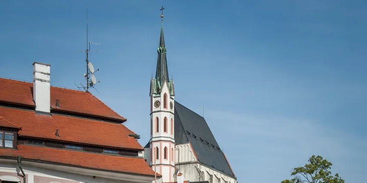 Projeďte se na voru centrem Českého Krumlova: termíny od května do září