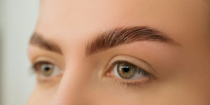 Pro krásný pohled: laminace obočí vč. úpravy a barvení i lash lifting