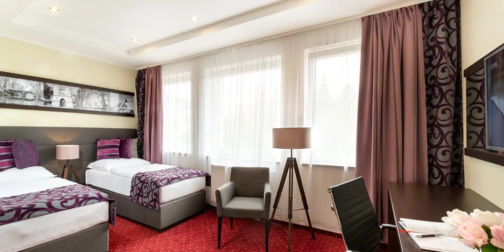 Hotel v bývalé továrně ve Vlašimi: snídaně, polopenze a bowling či wellness