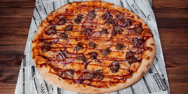 Jedna nebo dvě pizzy dle výběru z Pizza Bombastica: sýrová, šunková i pálivá s jalapeños