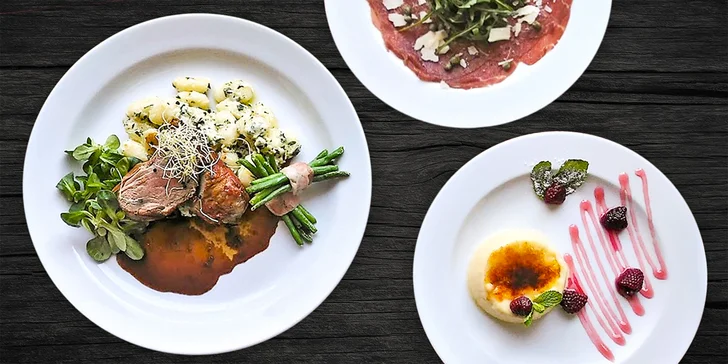3chodové menu pro dva: carpaccio, panenka v prosciuttu a crème brûlée