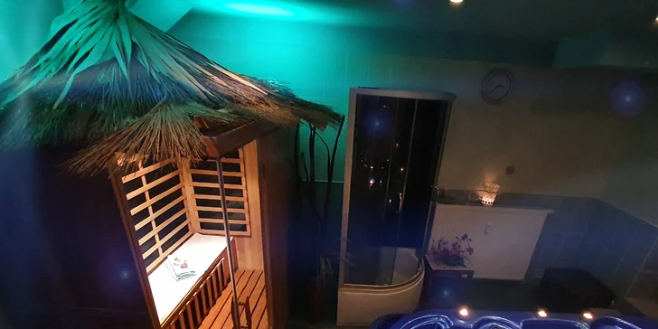 Až 115 minut něžného soukromí: vířivka, sauna i 2 skleničky vína