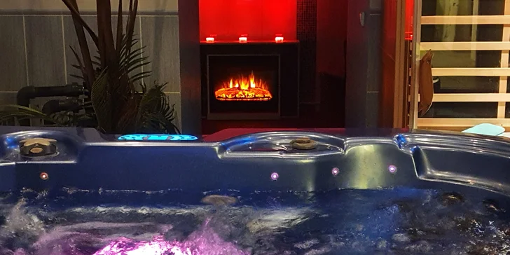 Až 115 minut něžného soukromí: vířivka, sauna i 2 skleničky vína
