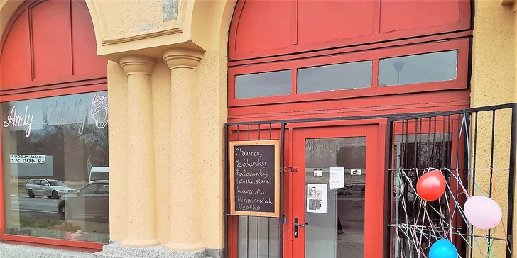 Na rodinnou oslavu i svačinu: 2 nebo rovnou 10 chlebíčků se sýry i sušenou šunkou