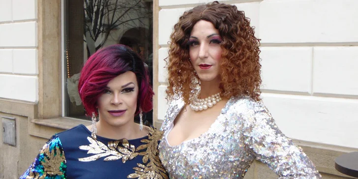 Vstupenka na 3hodinovou travesti show s Golden Cats: Zdiby a Město Touškov