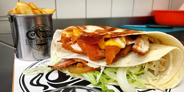 Masová i vegetariánská tortilla s domácími hranolky a tatarkou pro 1 i 2 osoby