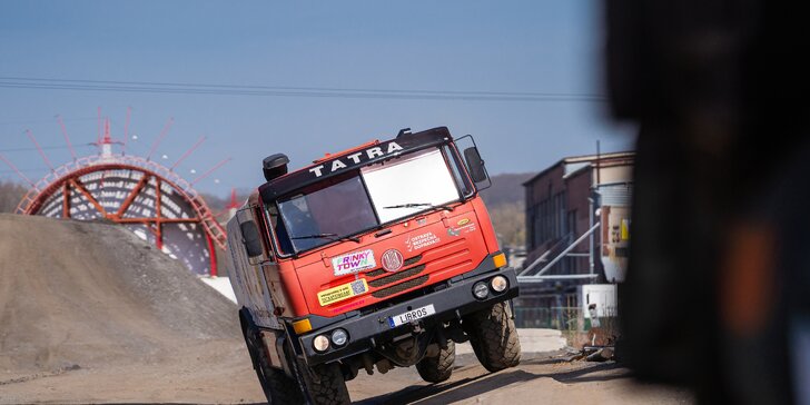 15–60 minut adrenalinová jízda s dakarským speciálem Tatra 815 4x4
