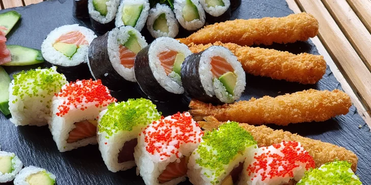 Pestré sety až 64 ks sushi s rybami i zeleninou a k tomu kimchi