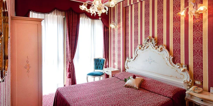 Elegantní 3* hotel v centru Benátek u Canal Grande: snídaně a dítě s 50% slevou