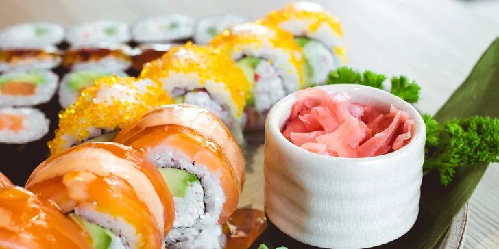 Na sushi do pasáže Alfa: 26 kousků s lososem, krabím krémem i avokádem