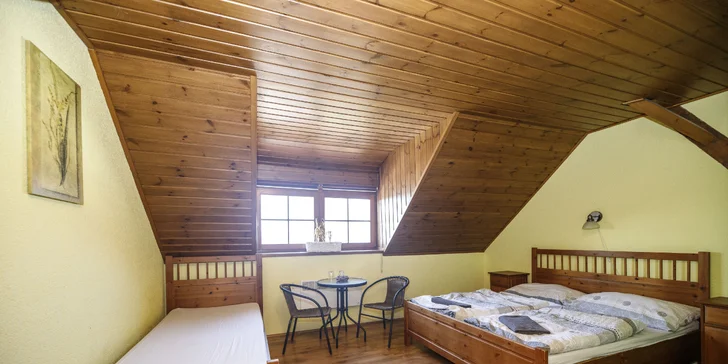 Až 8denní pobyt přímo u Lipna: vířivka, pokoj, bungalov či apartmán nebo chatka