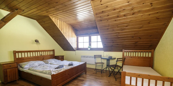 Až 8denní pobyt přímo u Lipna: vířivka, pokoj, bungalov či apartmán nebo chatka