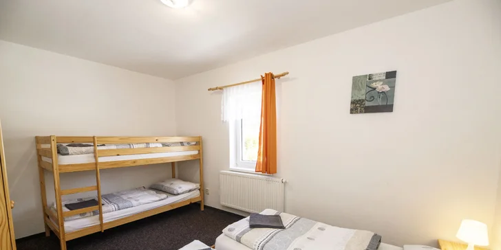 Až 8denní pobyt přímo u Lipna: vířivka, pokoj, bungalov či apartmán nebo chatka