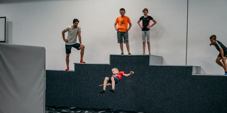 Vstupy nebo permanentky do Jump Academy Olomouc: trampolíny, ninja dráha, parkour zóna i 9D kino