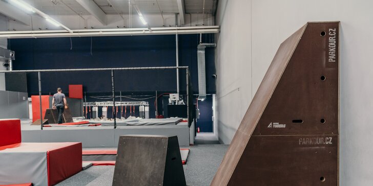Vstupy nebo permanentky do Jump Academy Olomouc: trampolíny, ninja dráha, parkour zóna i 9D kino