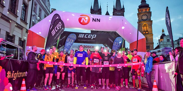 Night Run ve městě dle výběru: startovné na jeden z nej nočních běhů i občerstvení na trase