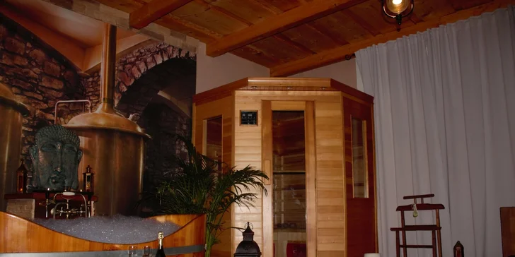 2 hodiny v privátním wellness: vířivá vana, infrasauna, sekt i občerstvení