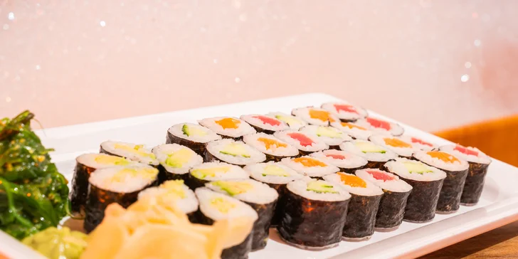 Jasmínová koupel pro pár i s možností sushi setu v Pivních a vinných lázních Stodolní