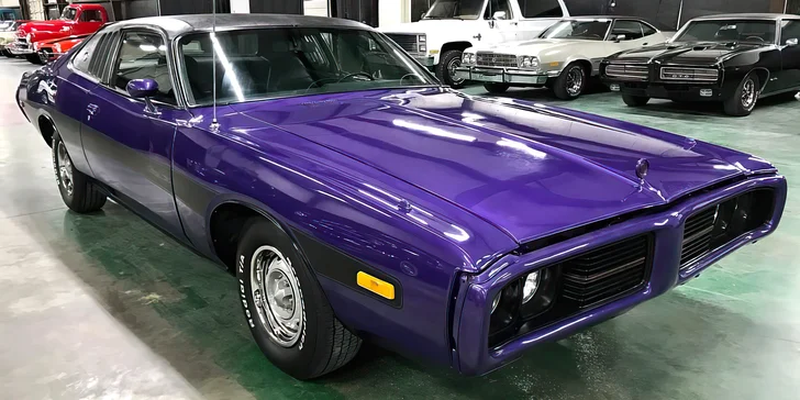 Řidičem či spolujezdcem v americké klasice: až 60 minut v Dodge Charger 1973