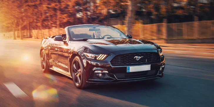 Letní jízda: pronájem Fordu Mustang kabriolet na 12 – 24 hod. nebo rovnou celý víkend