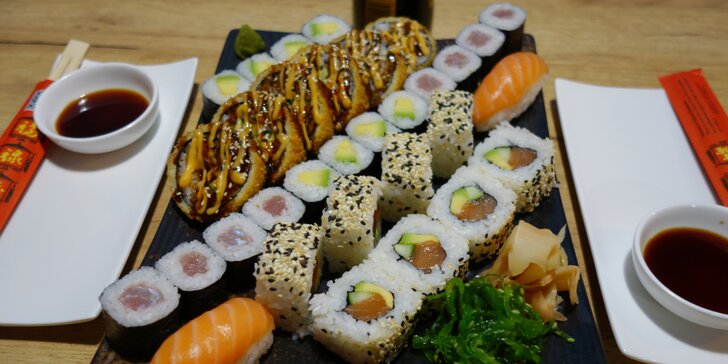 Asie v centru Olomouce: 32 ks sushi s lososem, tuňákem, okurkou i avokádem